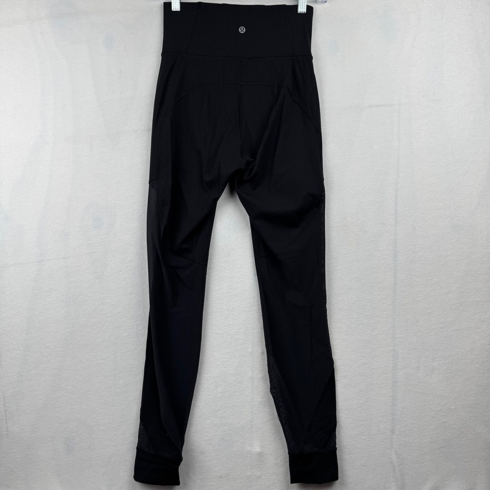 Lululemon Black Wunder Under Running Leggings High Rise Mesh Detail‎ Size 6